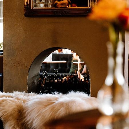 Boutique Hotel Хог-Сурен Экстерьер фото